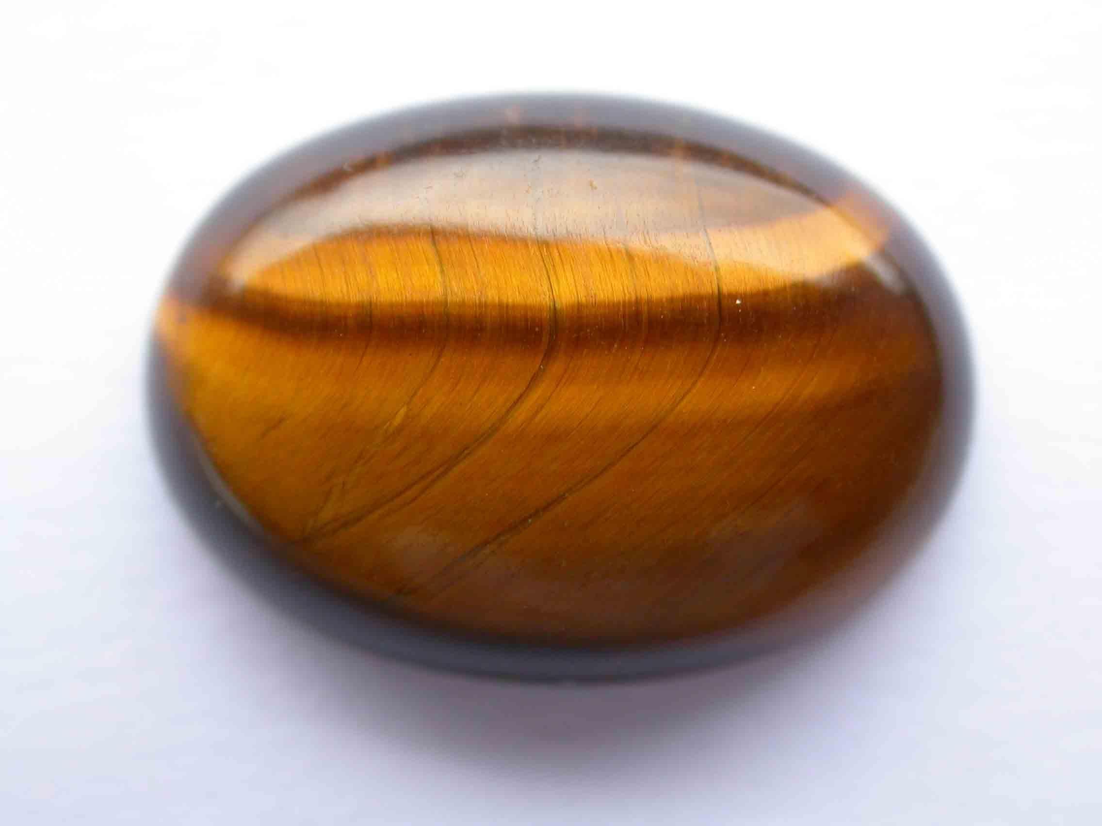 How To Explain Cat s Eye Gemstones The Plumb Club How To Explain Cat s Eye Gemstones The Plumb Club