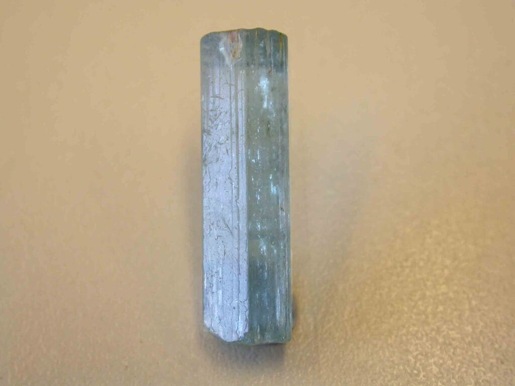 Gemstone Formation,Geology,Gemmology Insights - Beryl Aquamarine Crystal 8318 PD
