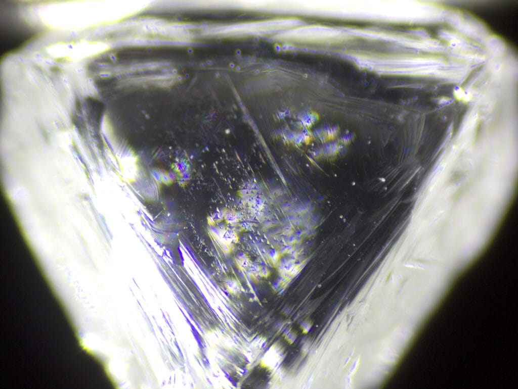 Gemstone Formation,Geology,Gemmology Insights - Trigons diamond GK 1