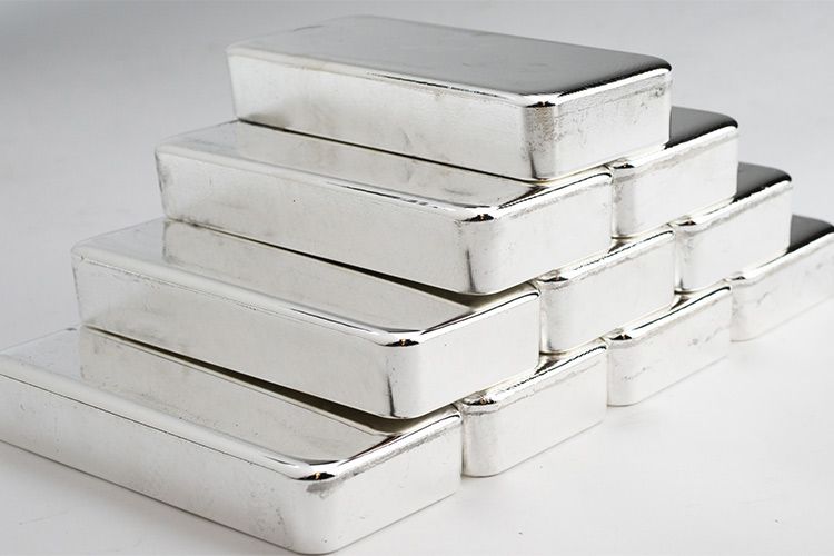 Silver Market Expected to Stabilize in 2025