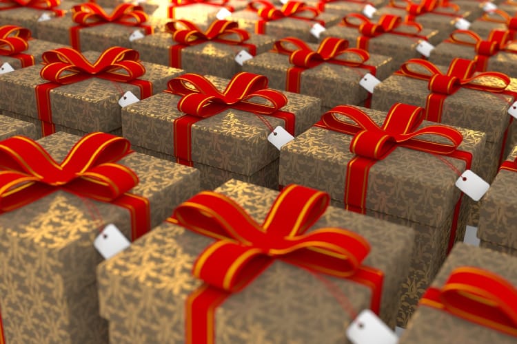 Holiday Forecast: 19% of Consumers Want Jewelry Gifts