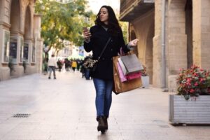 41% of Consumers Plan to Splurge This Holiday Season