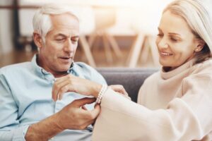 Using Clienteling to Win Over Milestone Customers